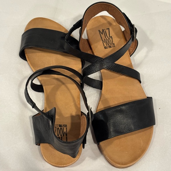 Miz Mooz Black Leather Crisscross Strap Sandals Made in Portugal - Picture 2 of 8